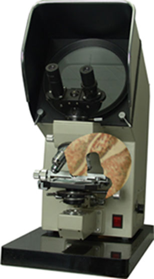 PROJECTION MICROSCOPE